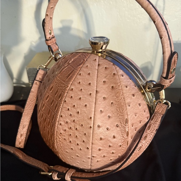Handbags - Lt Brown/Tan Ball Shaped Bag with Textured Spherical Design Gold Trim & Hardware